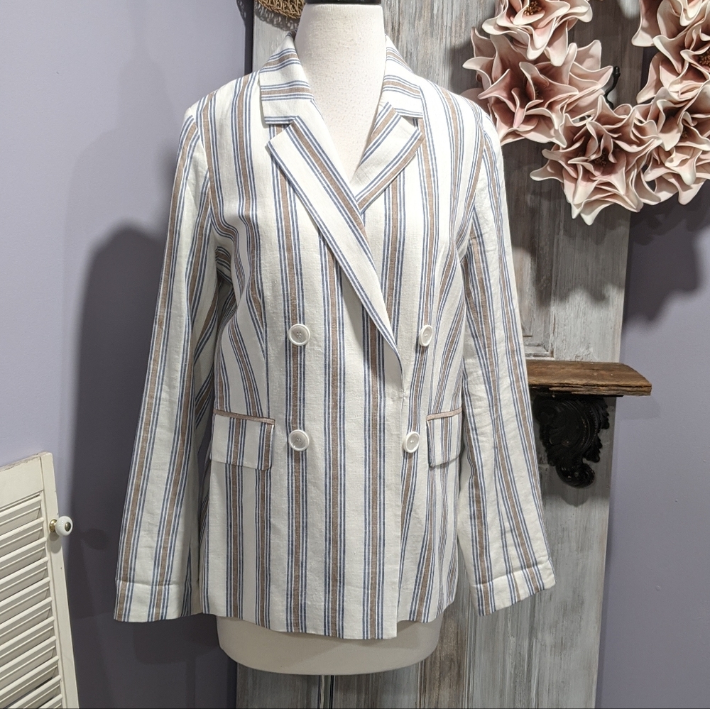 NWT A Loves A Linen blend Striped Blazer